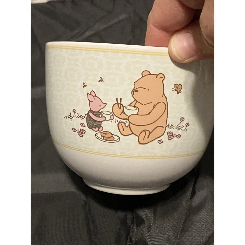 Disney Winnie the Pooh and Piglet Ramen Pasta Noodles Ceramic Bowl No Chopsticks